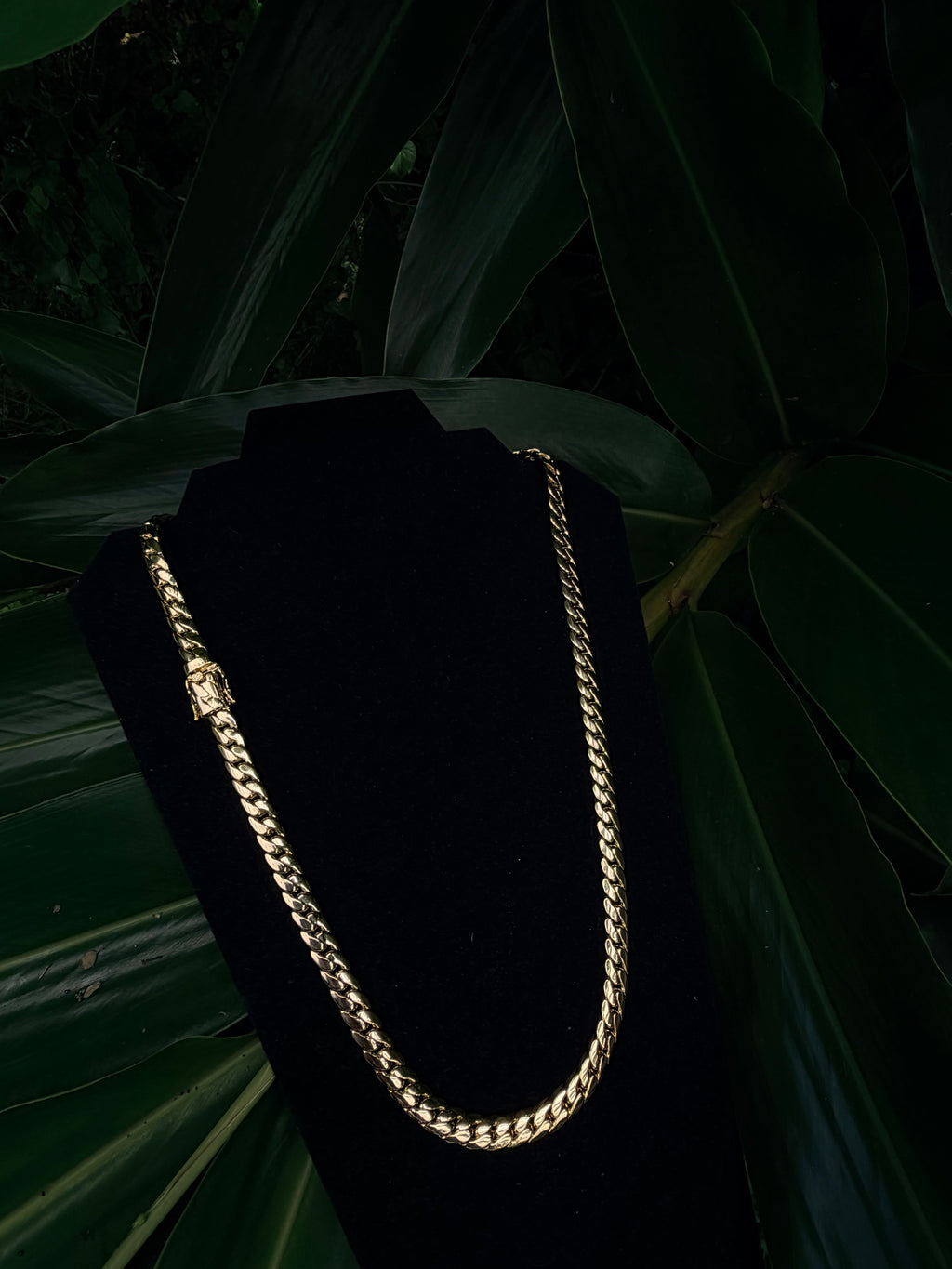 Miami Cuban Link Chain – 14K Gold Filled, 8mm Width, 24 Inches Length