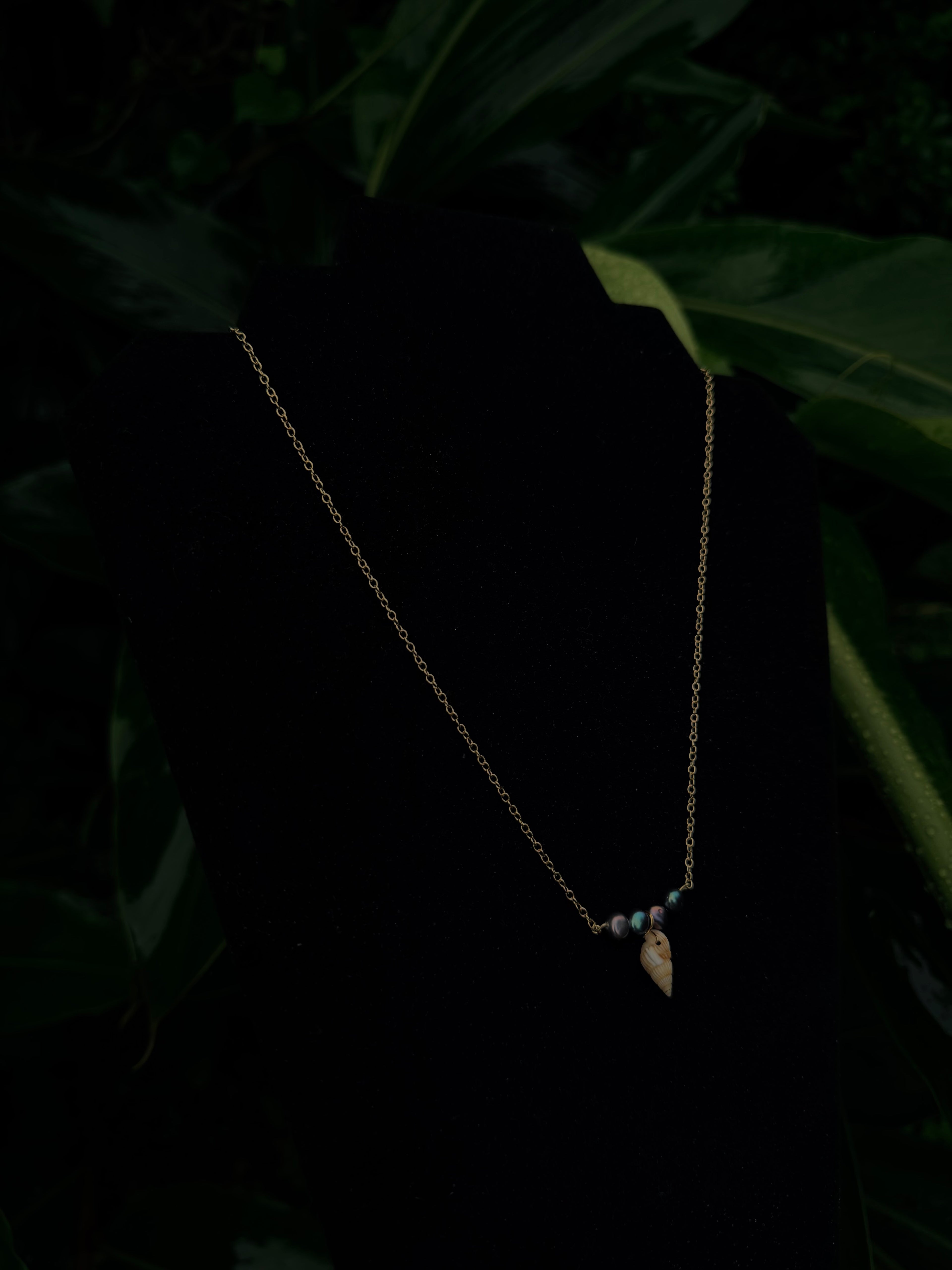 14k gold filled pearl shell chain