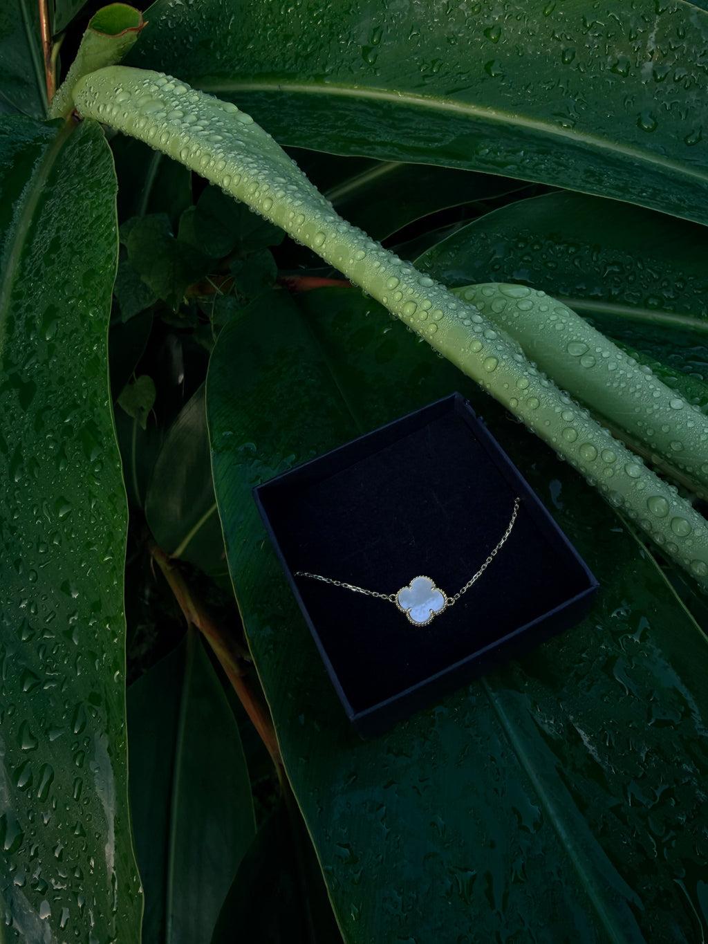 Solid 10K Gold Clover Bracelet