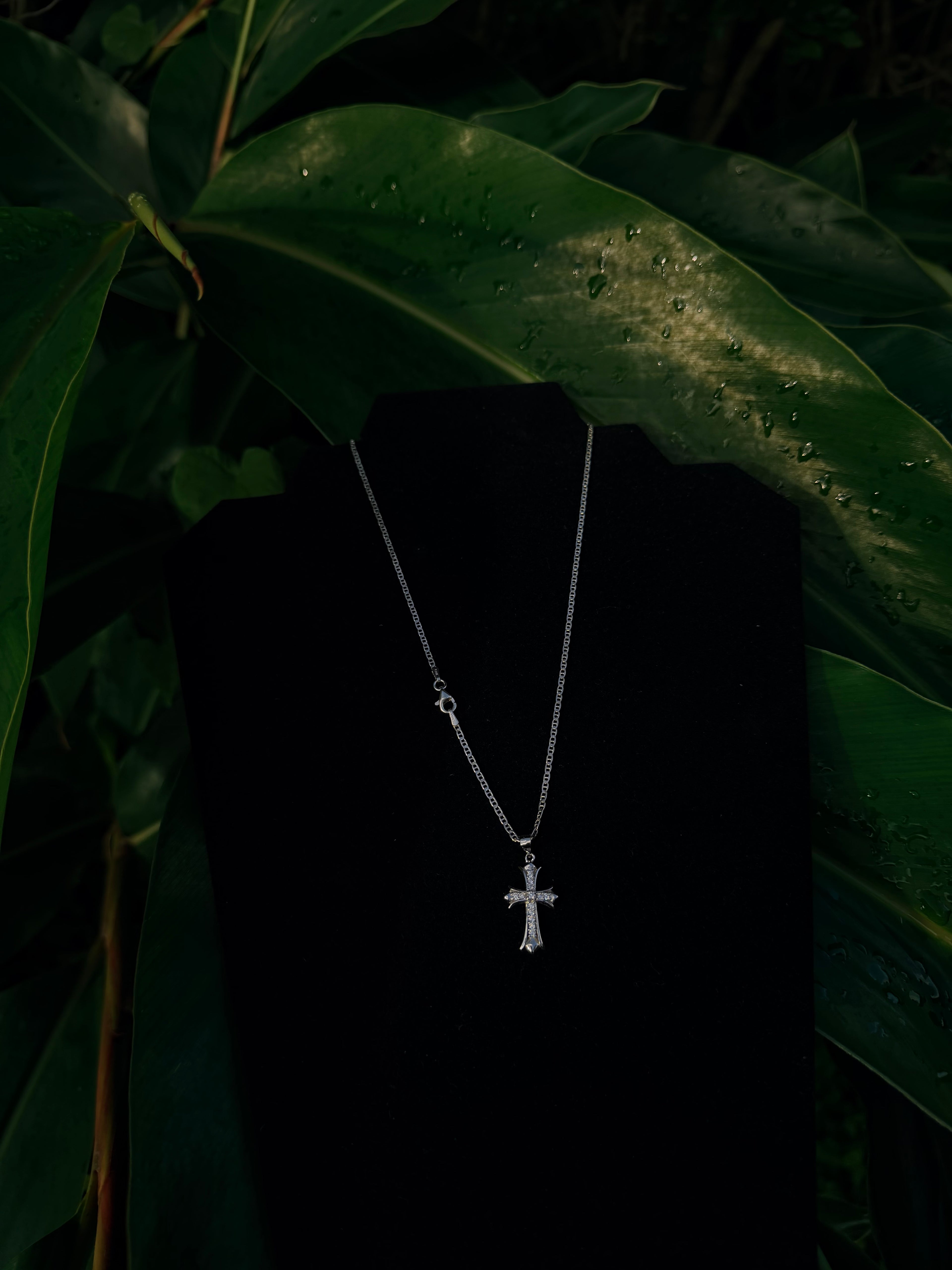 925 sterling silver Box Link Chain With Moissanite Cross