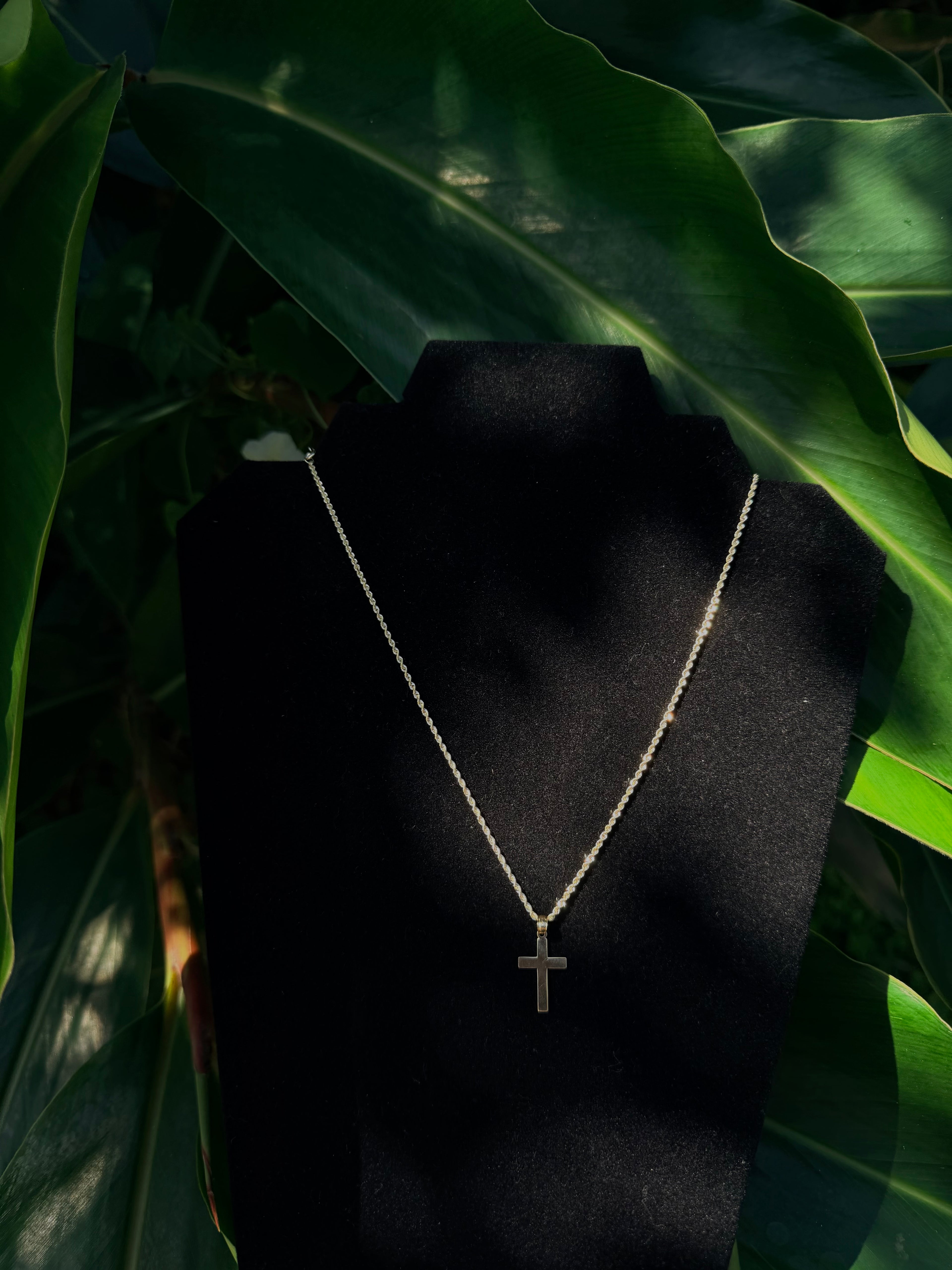 10k diamond cut rope with solid 10k cross