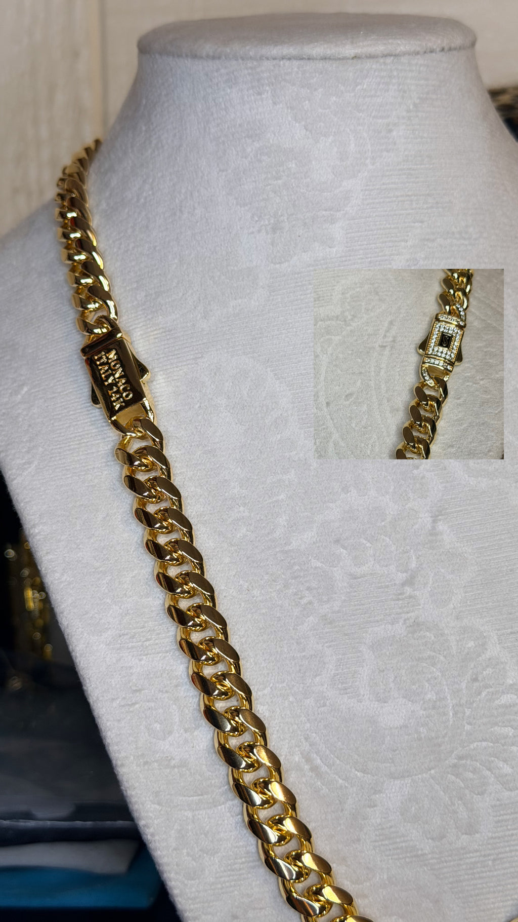 Miami Cuban - Iced out clasp