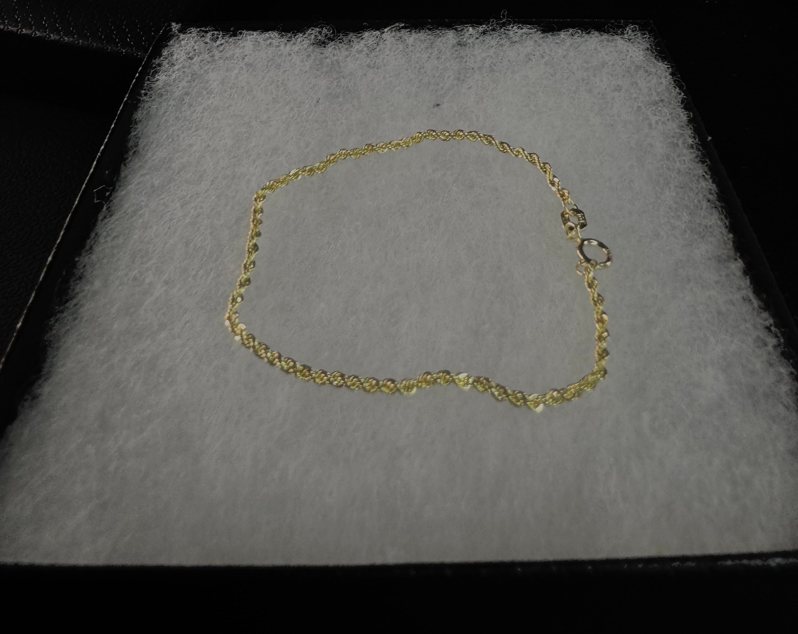 10k Solid 2mm Rope Bracelet