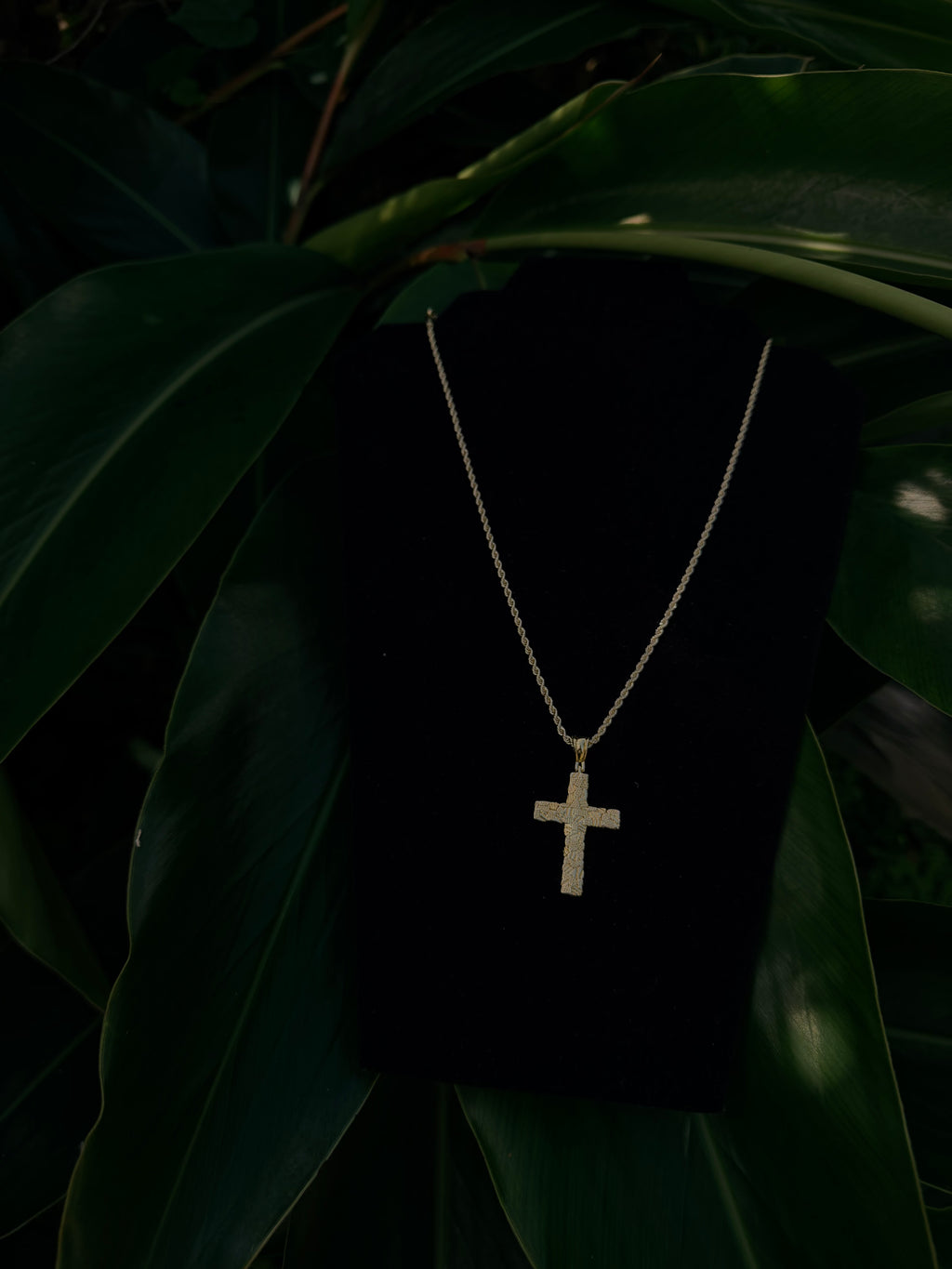 14k Gold Filled Nugget Cross Diamond Cut Chain Necklace