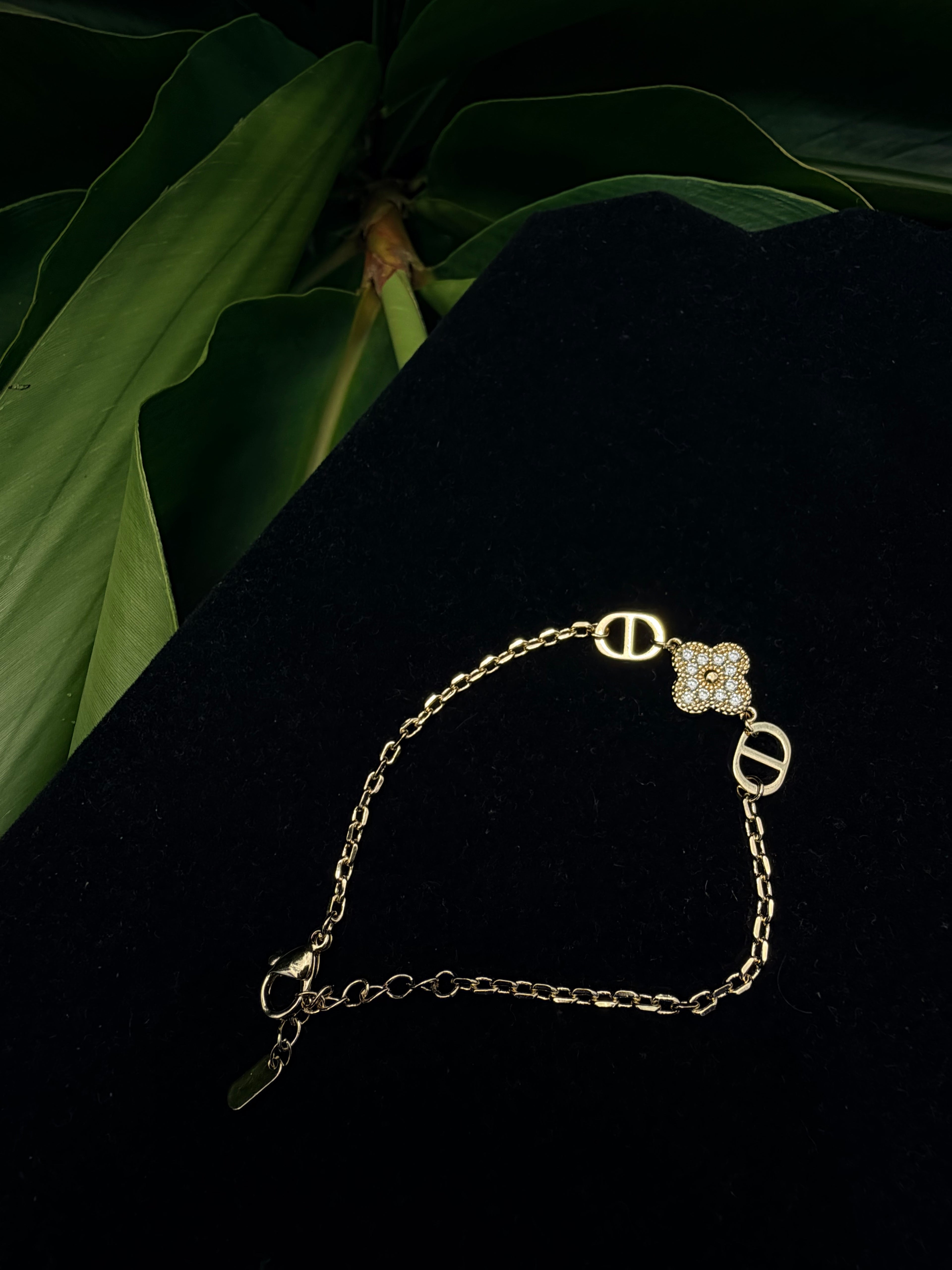 14K Gold Filled Clover Moissanite Bracelet – Adjustable 6-8 Inch, Tarnish Resistant, Hypoallergenic