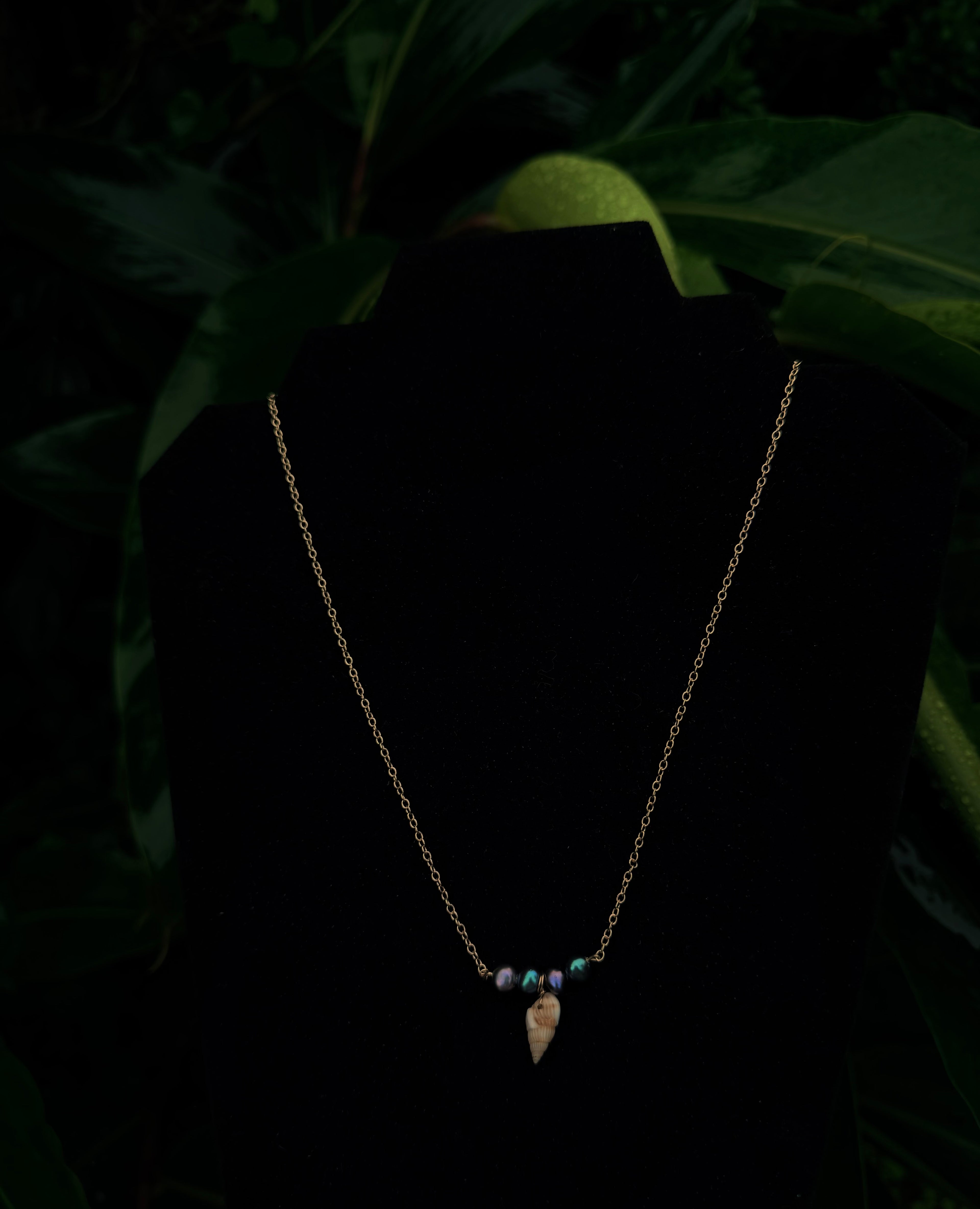 14k gold filled pearl shell chain