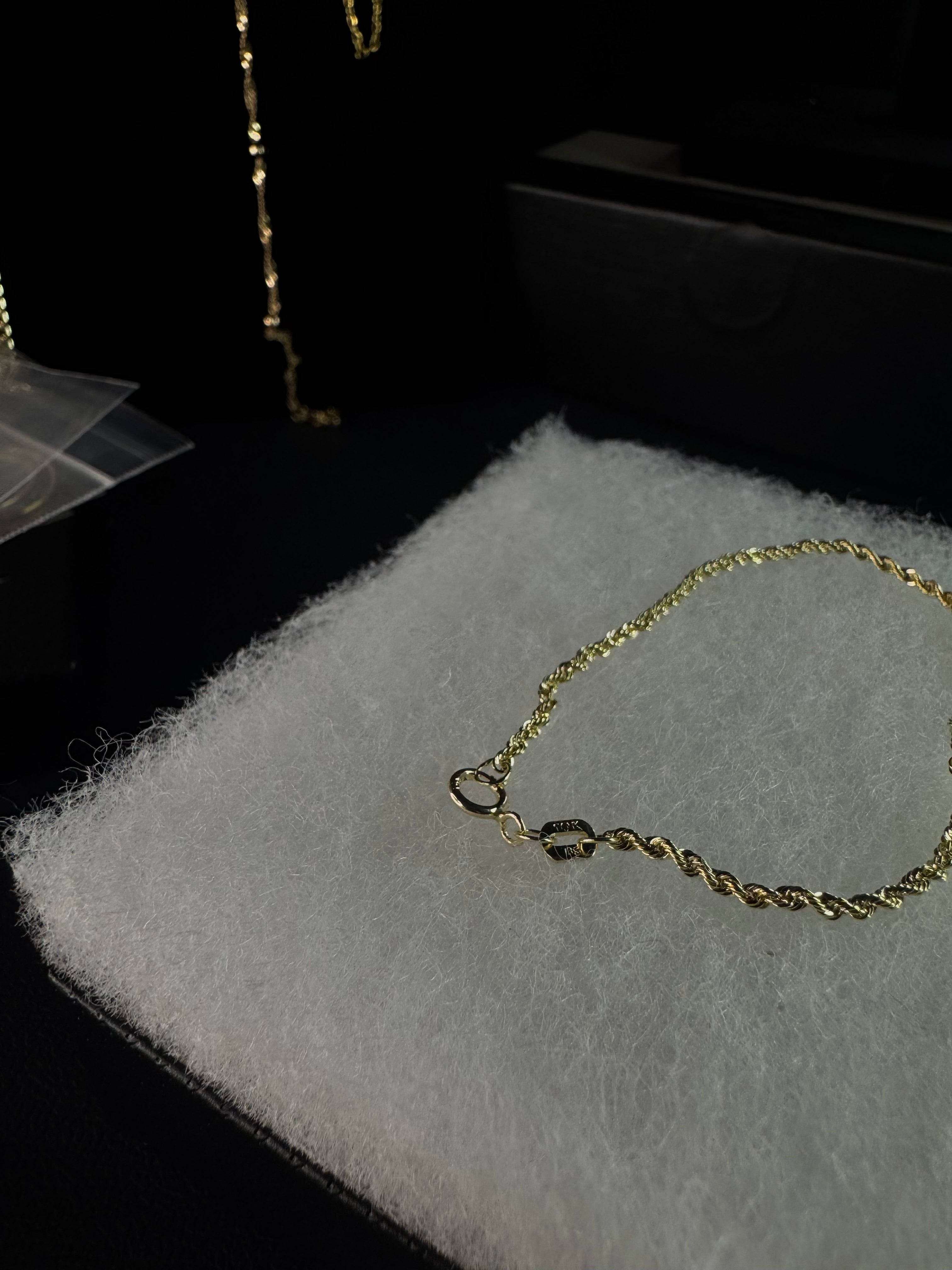 10k Solid 2mm Rope Bracelet