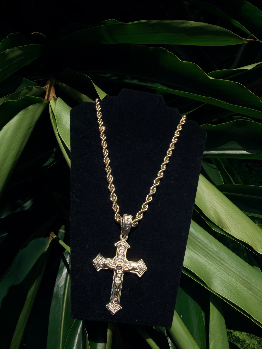 14k Gold Filled Rope Chain with Jesus Pendant - Tarnish Resistant, Water Resistant, Available in Multiple Lengths
