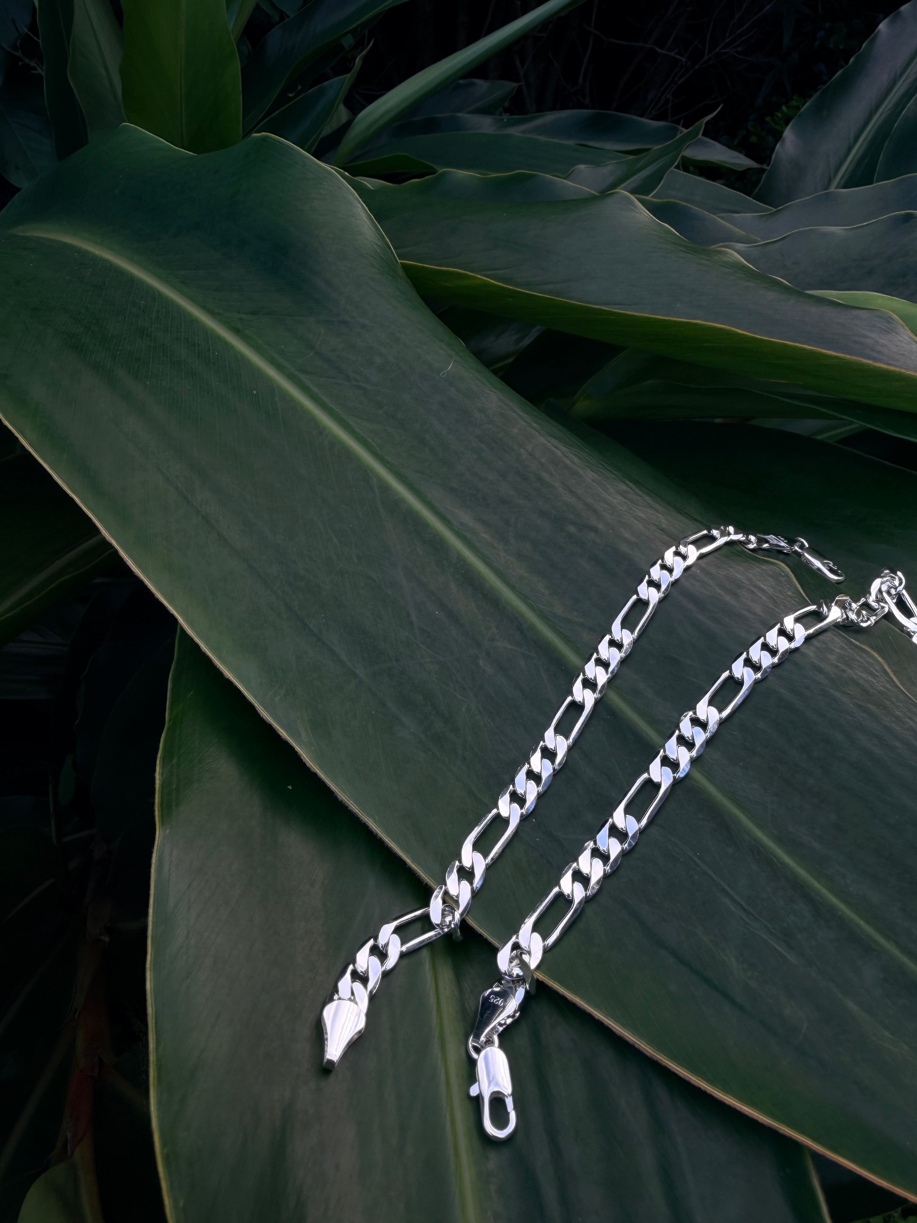 925 sterling silver Figaro Bracelet 8.5”