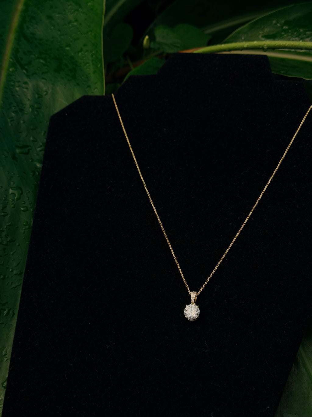 10k Solid Cable Link With Genuine Moissanite Stone