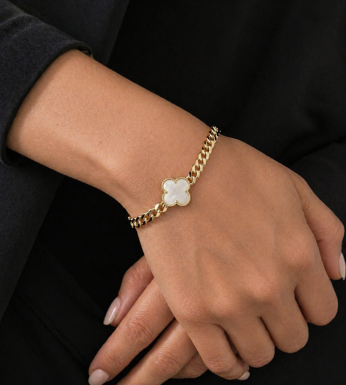 Simple Gold Clover Bracelet