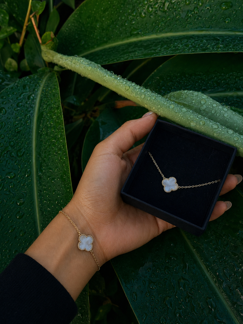Solid 10K Gold Clover Bracelet