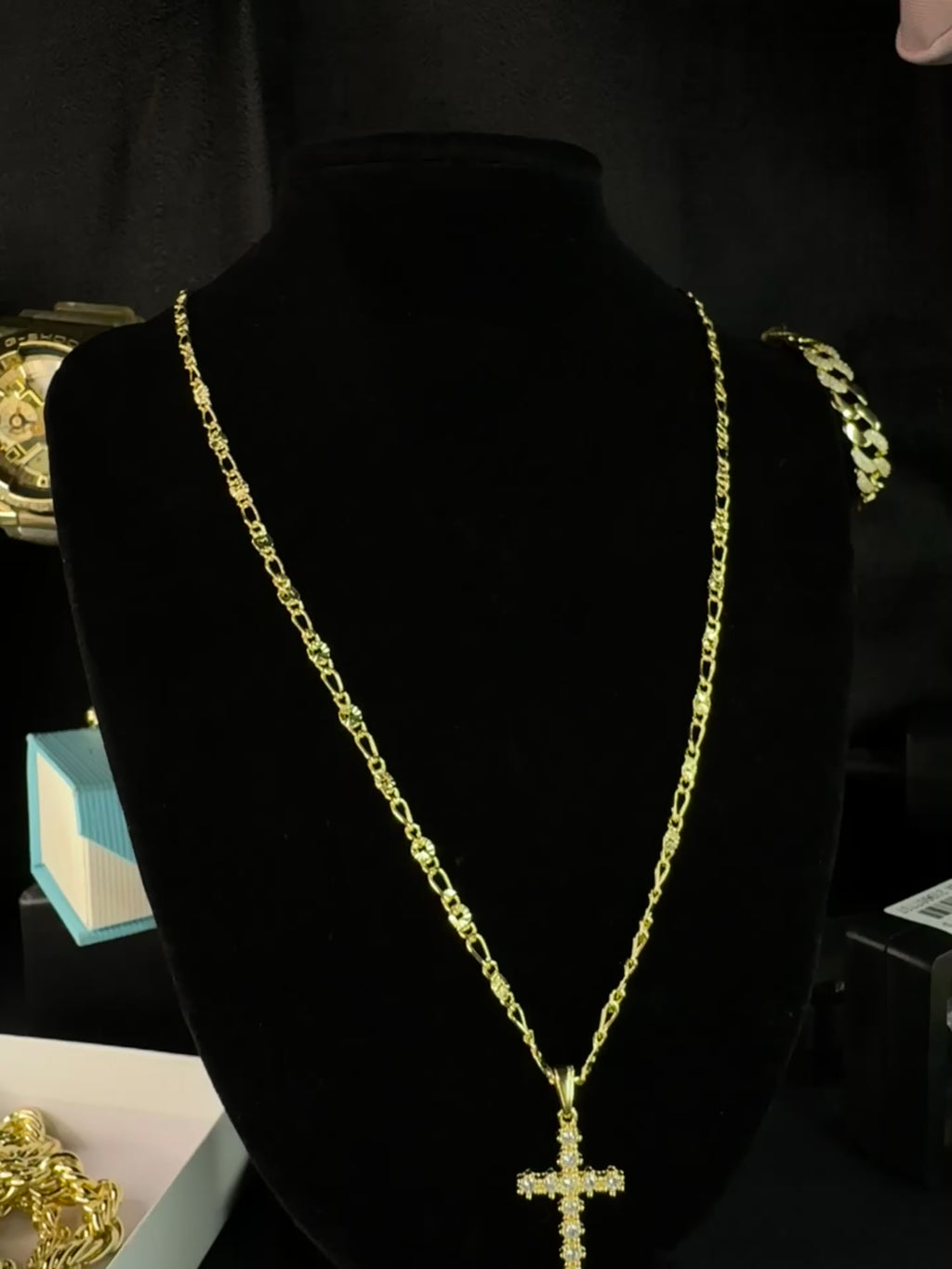 Valentino Link 14k Gold-Filled Necklace with Cross Pendant, 2mm Width, 22-inch Length, Tarnish-Resistant