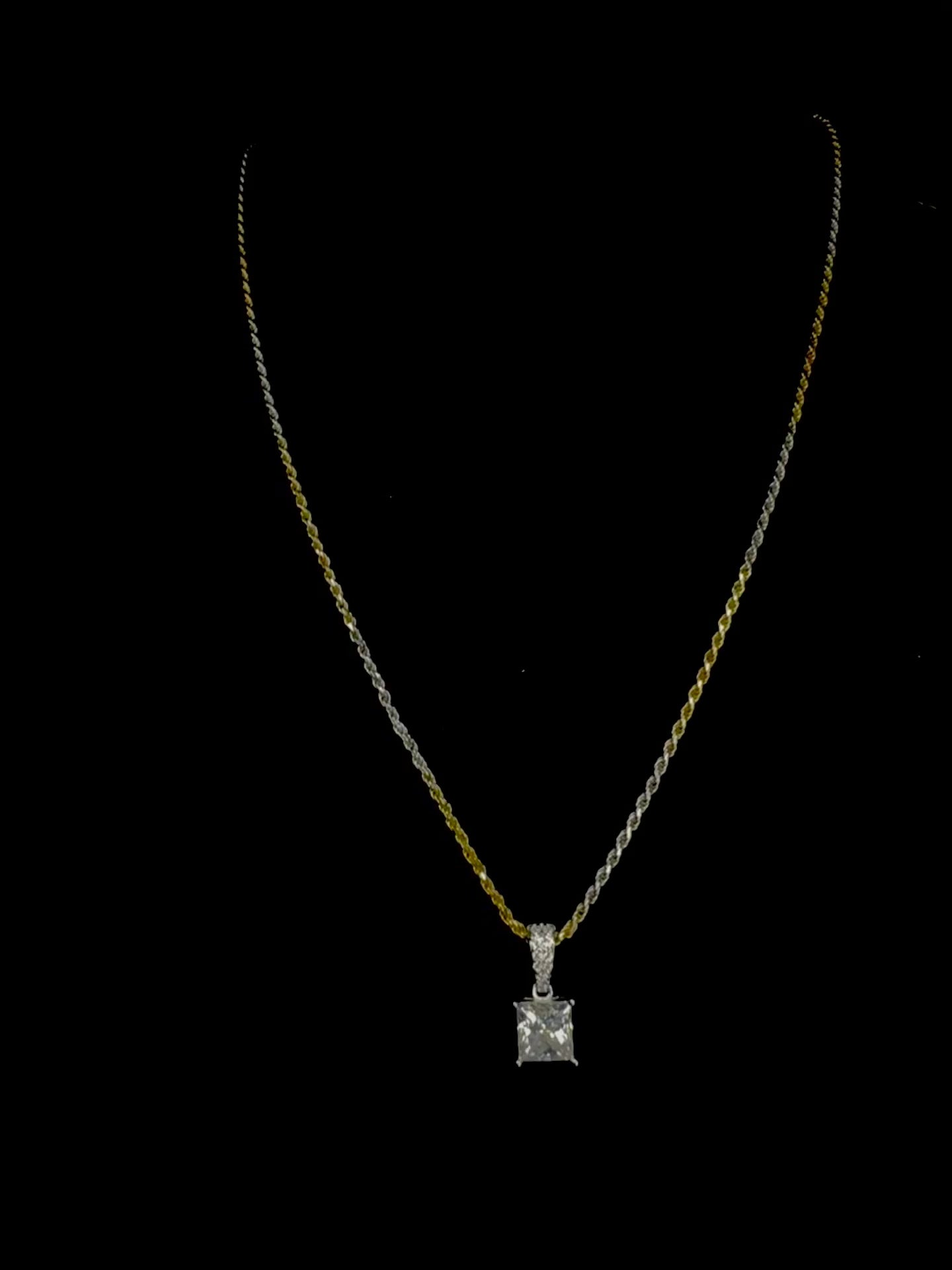 Tricolor Moissanite Lux Link